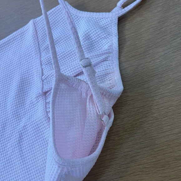 Women's Princess Polly Size 4 Light Pink Thermal Waffle Knit Bodycon Dress - Picture 3 of 7